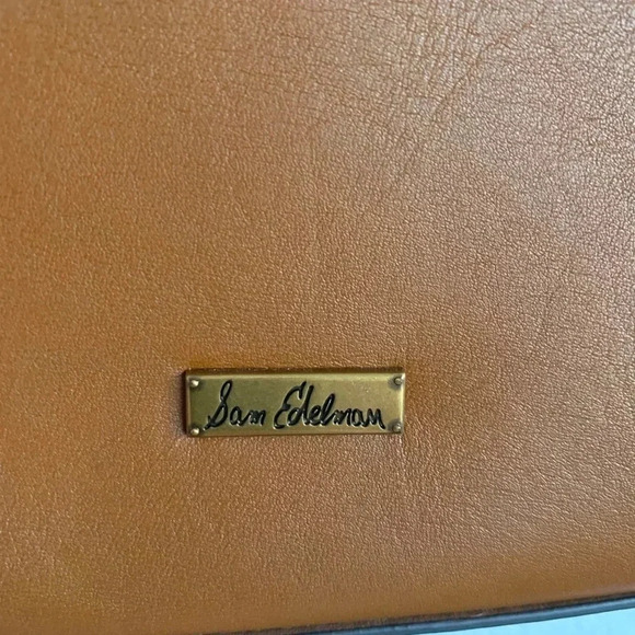 NWT Sam Edelman Shearling Fur
Mini Crossbody - Picture 8 of 8